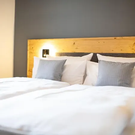 Mittendrin * גרמיש-פרטנקירכן