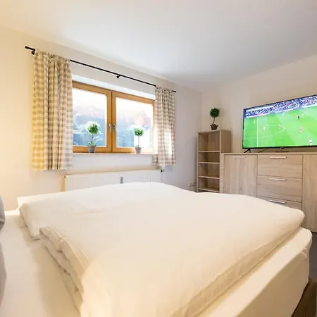 Mittendrin גרמיש-פרטנקירכן